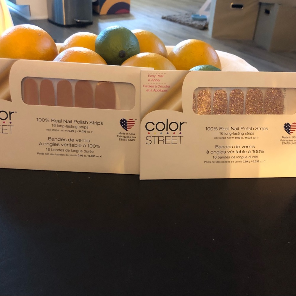 NWT COLOR STREET NAILS set of 2